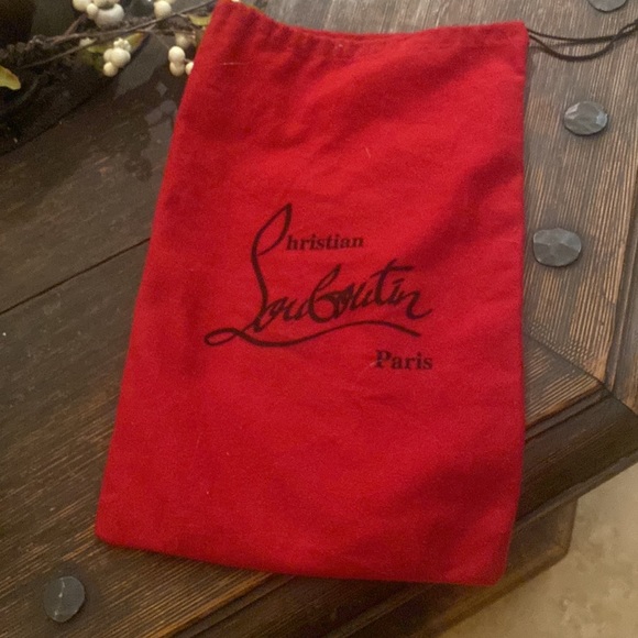 Christian Louboutin used very prive peep toe platform pumps - Picture 4 of 4